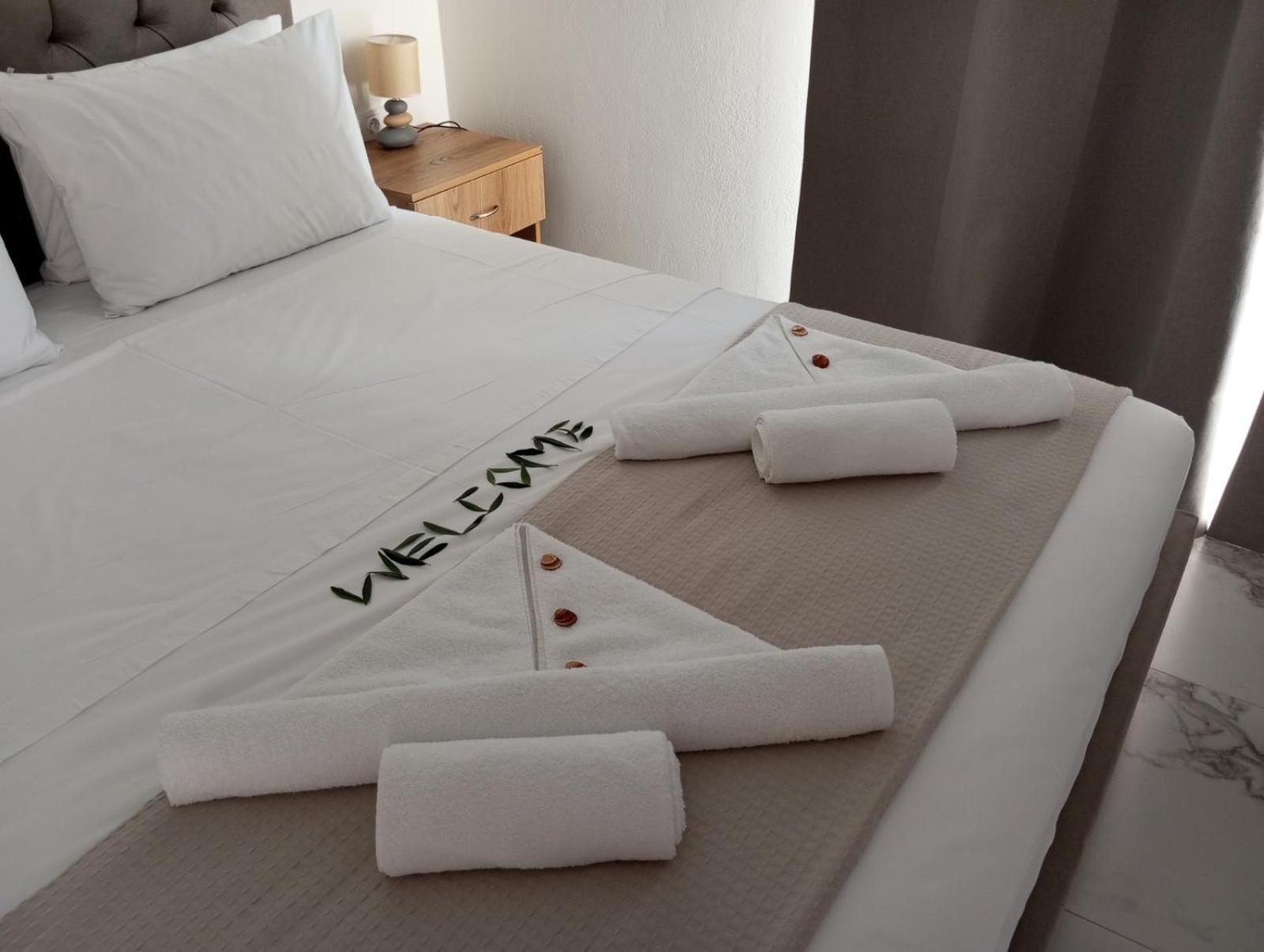 Three Charites Resort Гиалова Экстерьер фото