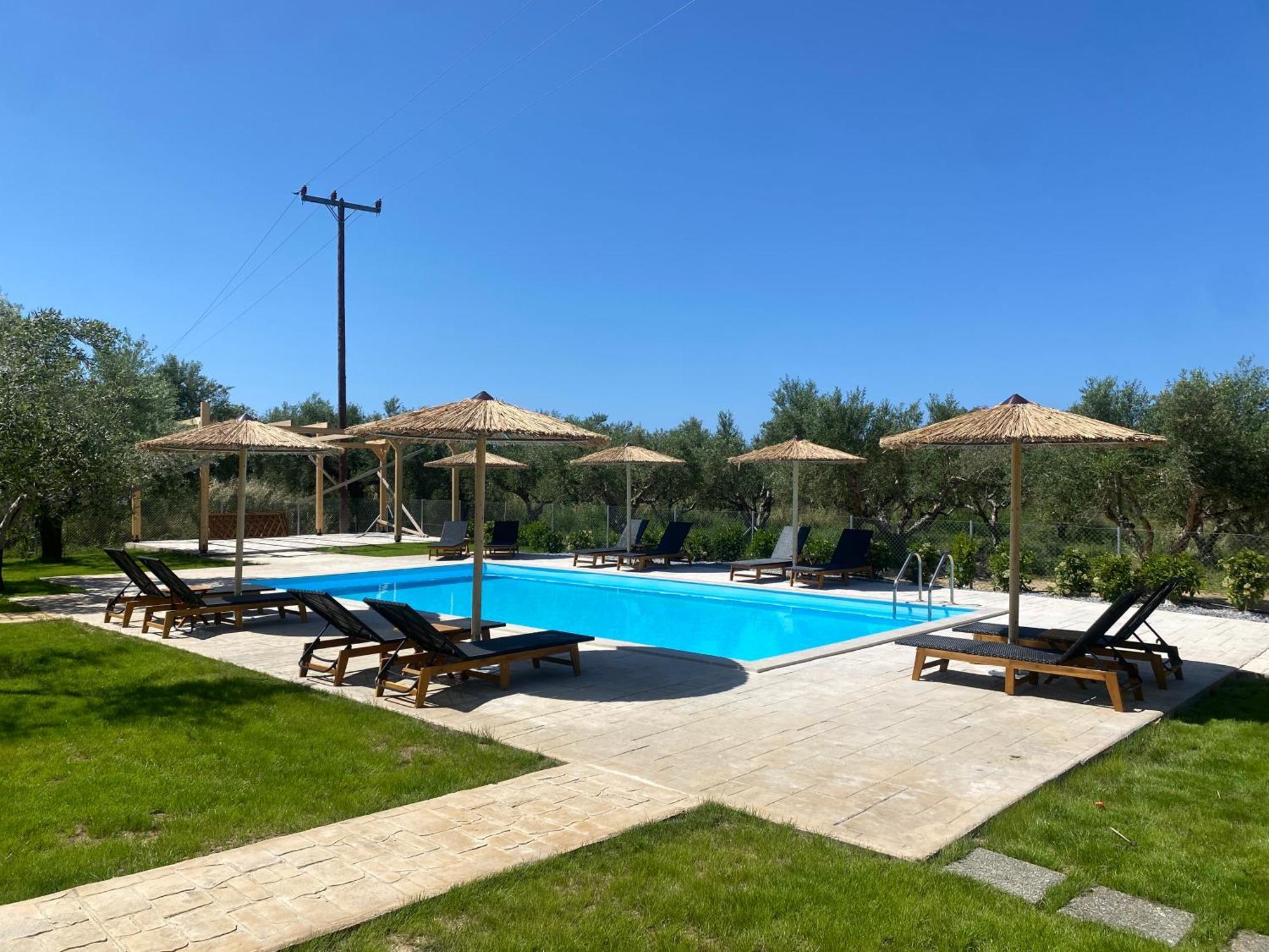 Three Charites Resort Гиалова Экстерьер фото